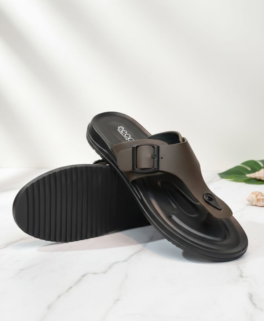 Men’s Adjustable Buckle Toe-Ring Sandals with Cushioned Sole – Black